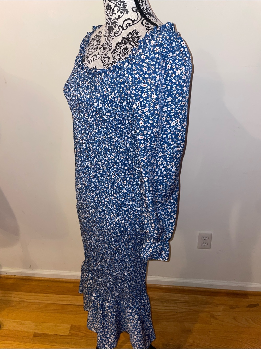 PrettyGarden Blue Floral Smocked Maxi Mermaid Dress with Long Sleeves Size Large - Picture 5 of 16